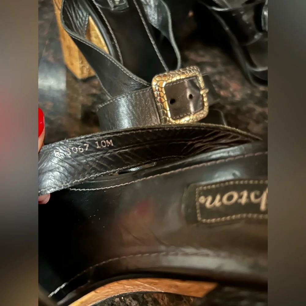 2 pair vintage Y2K Brighton leather heeled sandals 10